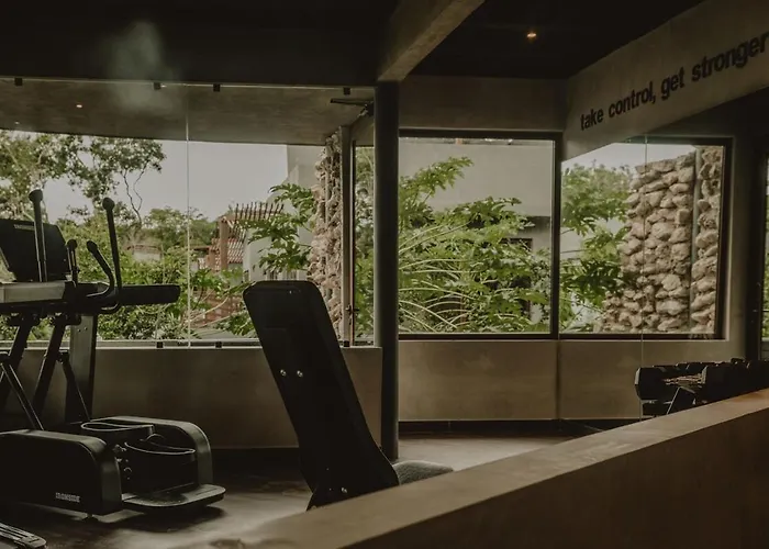 Private Jungle 1br Retreat & Fast Wi-fi *